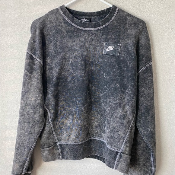 Nike Sweaters - Nike Gray Washed Crewneck Sweatshirt